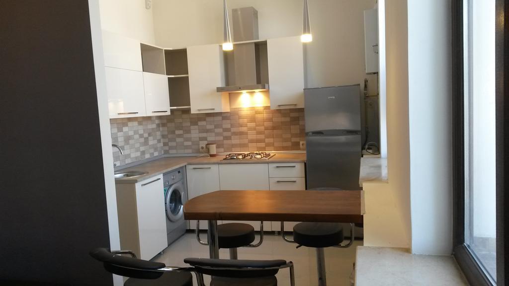 City View Apartment On Gorgiladze 1 Батумі Екстер'єр фото